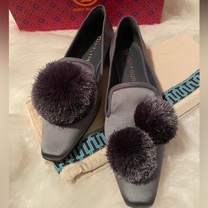 ⭐️ Tory Burch Pom Pom pointed toe flat size8.5 ⭐️